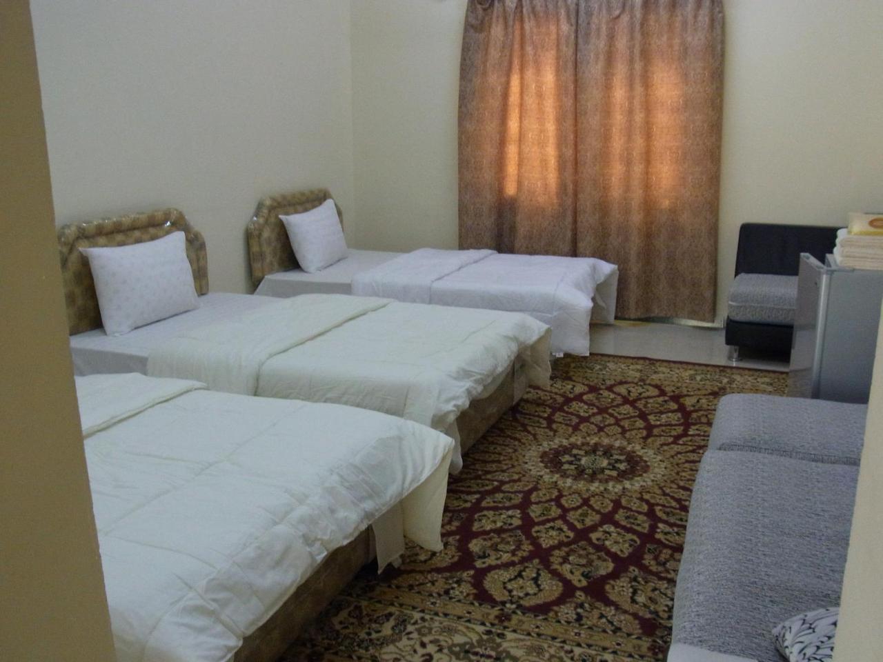 Al Ghazlan Hotel Sinaw Ruddah Esterno foto